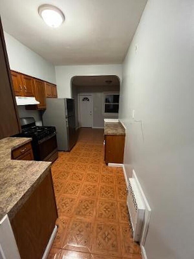 Foto del edificio - 954 E 89th St