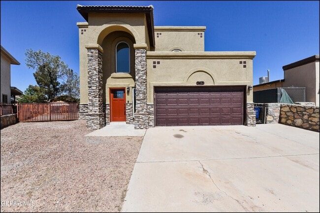 Foto del edificio - 3413 Tea Rose Pl