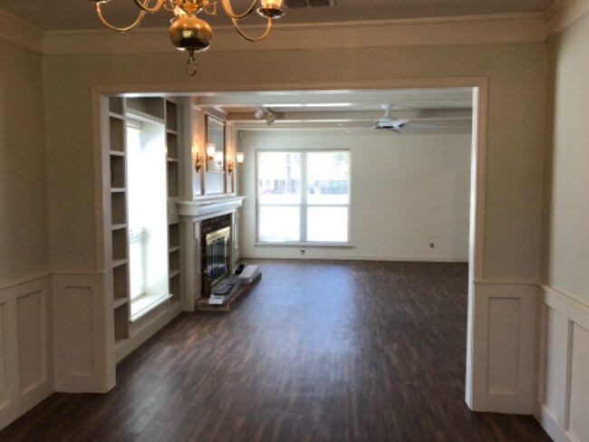 Foto del edificio - 4816 Gretna Green Ln