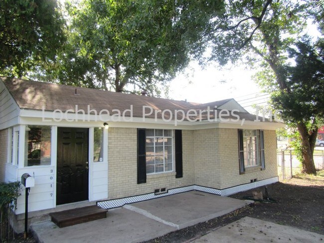 Building Photo - 3017 Holm Dr