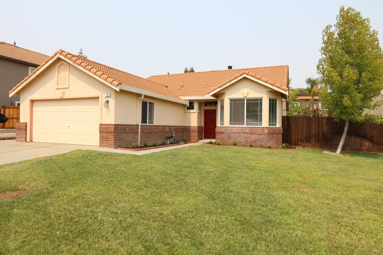 Foto principal - 739 Edenderry Dr