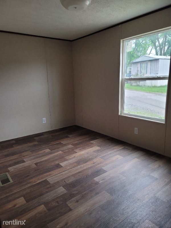 Building Photo - 3 br, 2 bath Mobile Home - 19 Spark Ln