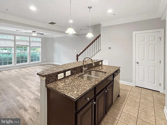 Foto del edificio - 3632 Holborn Pl