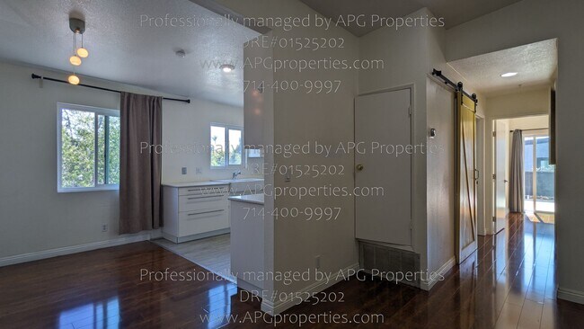 Foto del edificio - 636 E Birch St