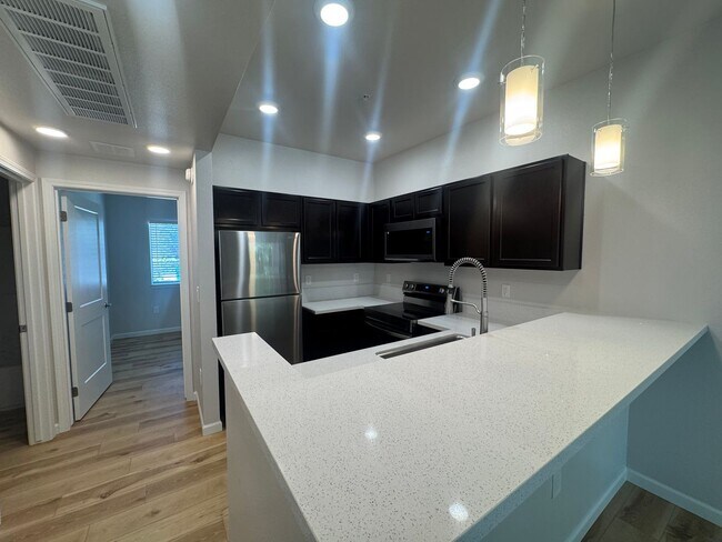 Building Photo - Brand New 1-Bedroom Unit for Rent – Central Reno