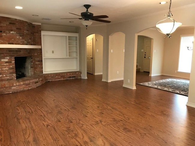 Building Photo - 3030 Heron Dr