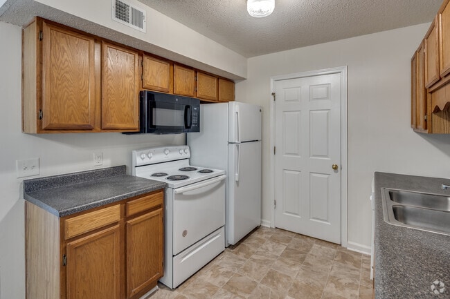 2 habitaciones, 2 baños, 950 pies cuadrados, cocina - Sage Pointe Apartments