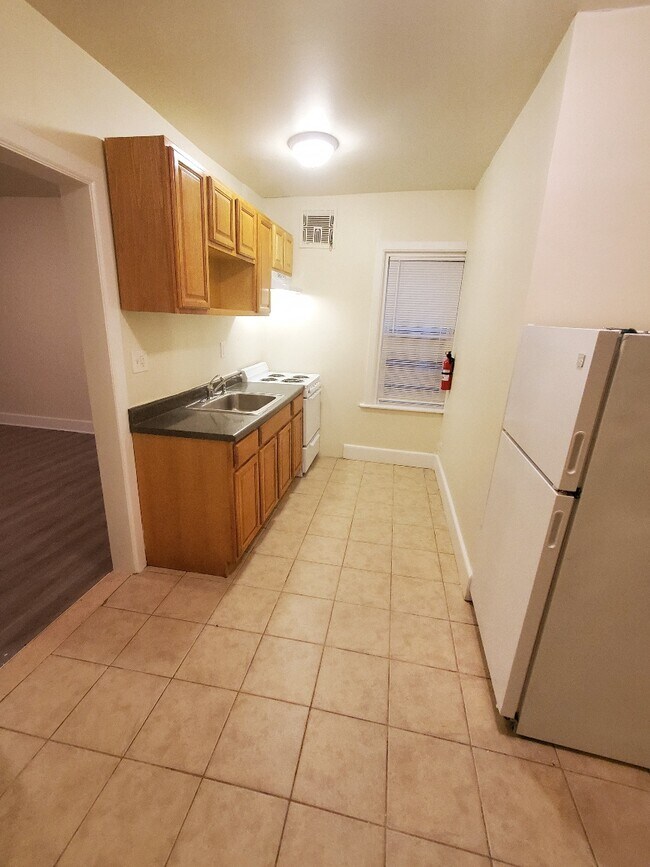 Foto del edificio - 5639 Arlington St