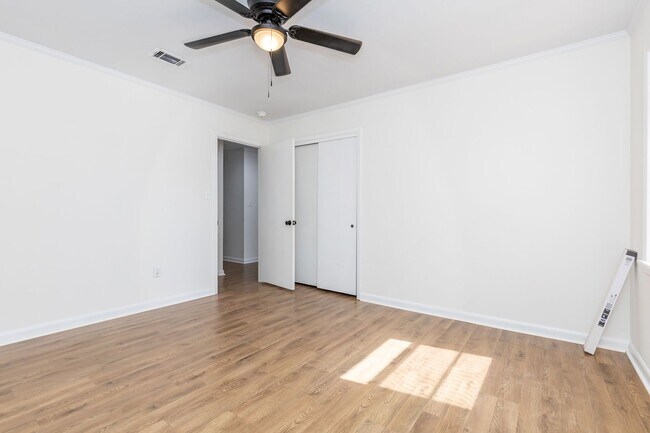 Foto del edificio - Home for Rent on the Bayou