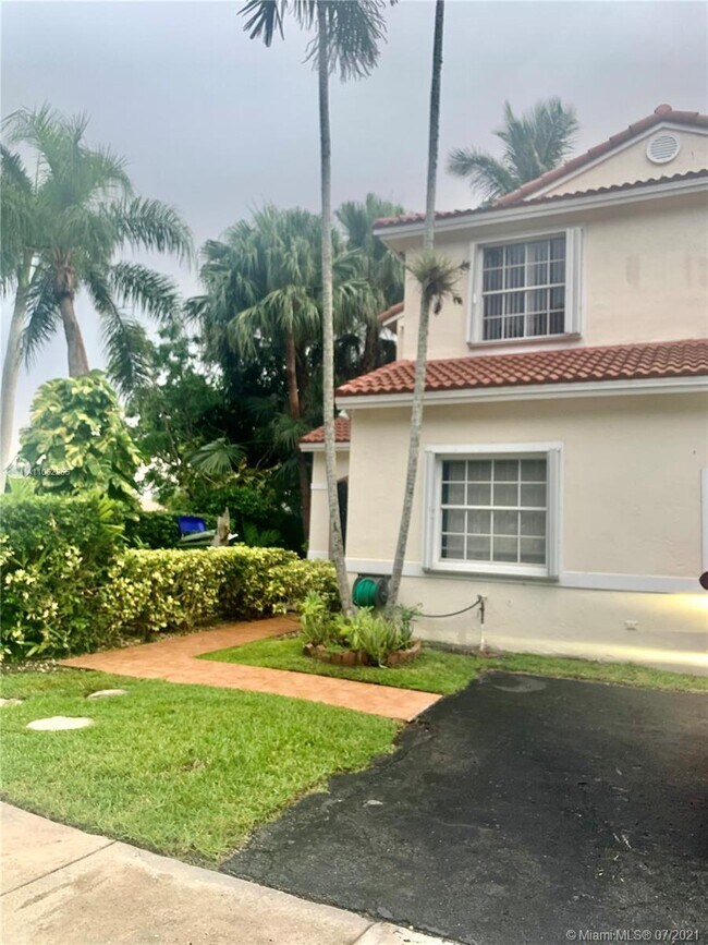 Foto del edificio - 18010 SW 11th Ct