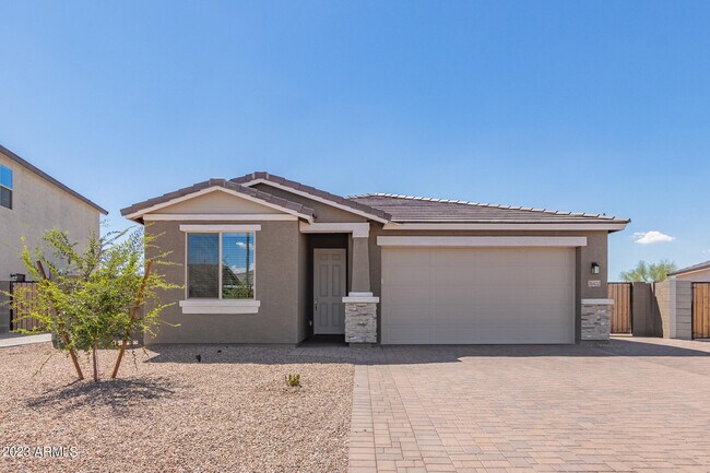 Building Photo - 26422 N Thornhill Dr