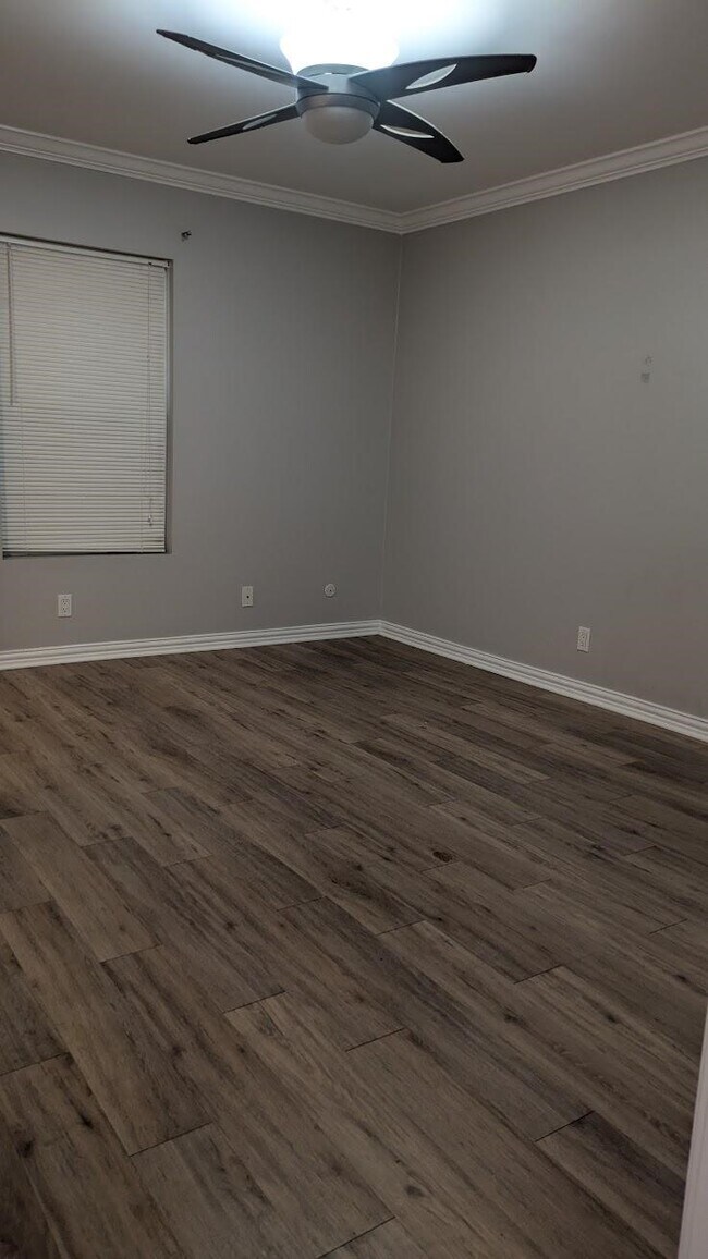 Foto del edificio - 402 Postoffice St