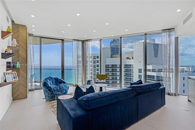 Foto del edificio - 18975 Collins Ave