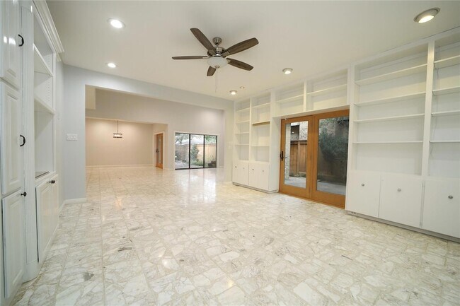 Foto del edificio - 3003 Hartwood Court