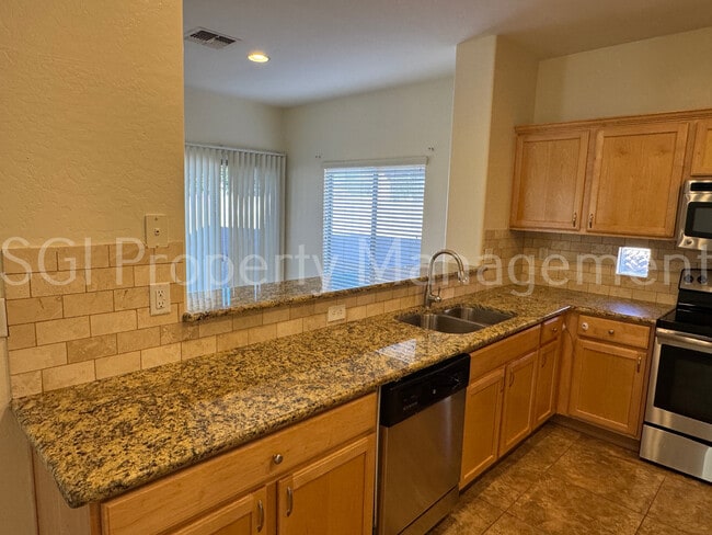 Building Photo - 14896 N 138th Ln