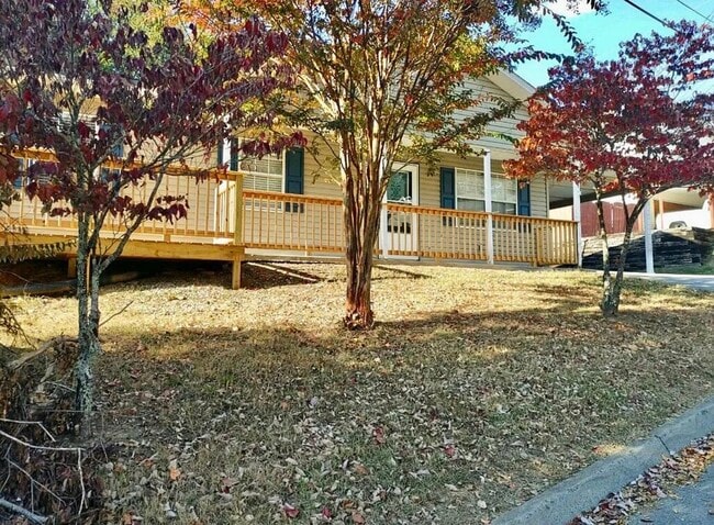 Building Photo - 813 Union Crest Ct