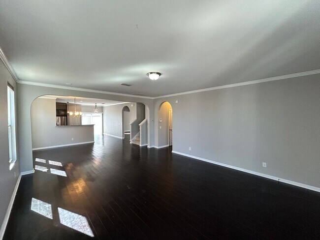 Building Photo - 702 Bench Ln