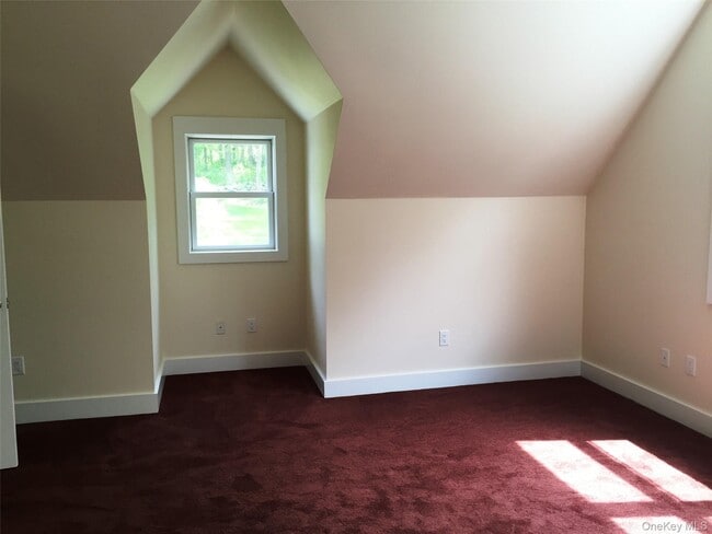 Foto del edificio - 2130 Hunterbrook Rd