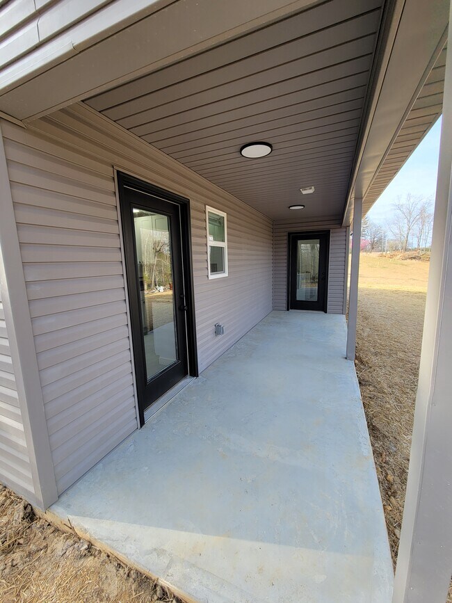 Building Photo - 124 Boatman Rd