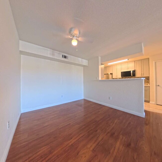 Foto del edificio - 2nd Level Specious One Bedroom Condo at Copper Sands!