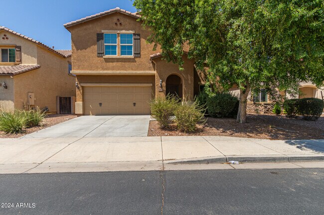 Building Photo - 10814 W Avenida Del Rey