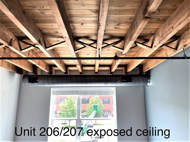 Building Photo - 550 Lofts - One Bedrooms