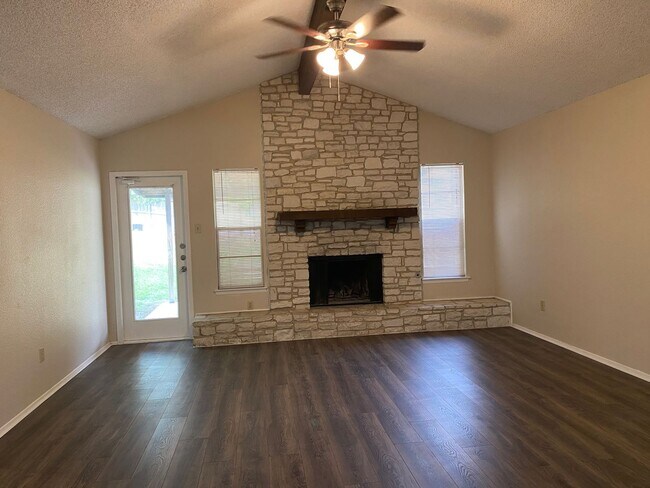 Foto del edificio - 12123 Stevens Ct
