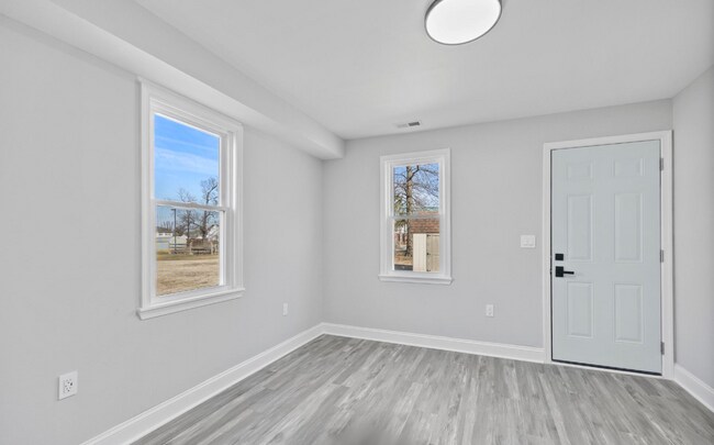 Building Photo - Sparrows Point #A