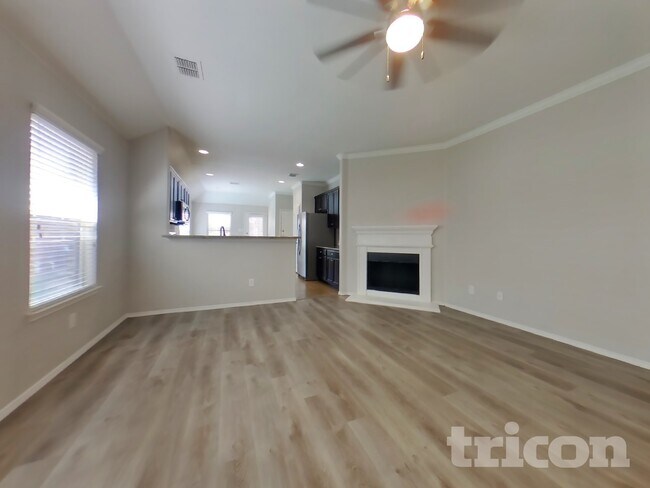 Foto del edificio - 9129 Holliday Ln