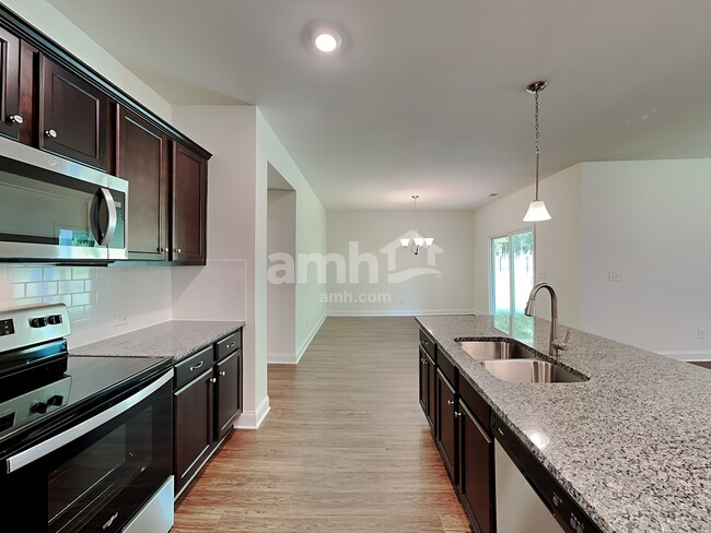 Foto del edificio - 6246 Bridlewood Ln