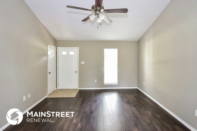 Foto del edificio - 6455 Walnut Grove Rd