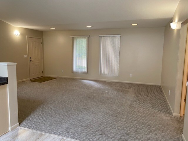 Living Room - 1001 Crystal Ave