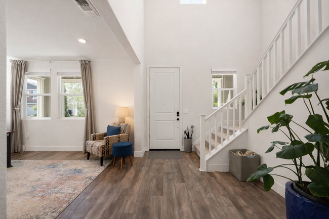 Building Photo - 6734 Ishan St