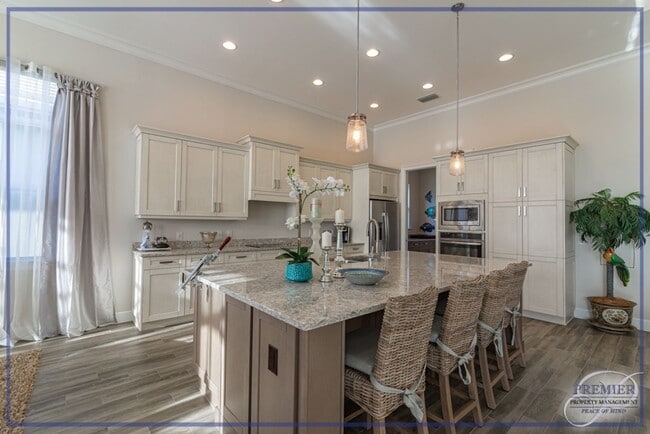 Building Photo - ***NEW LISTING IN THE ISLES***GORGEOUS 3 B...