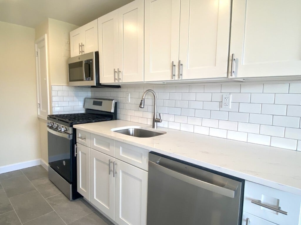 Foto principal - 111 Sagamore Rd