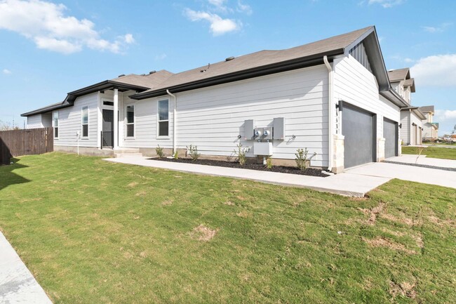 Building Photo - 335-339 Nespral Dr