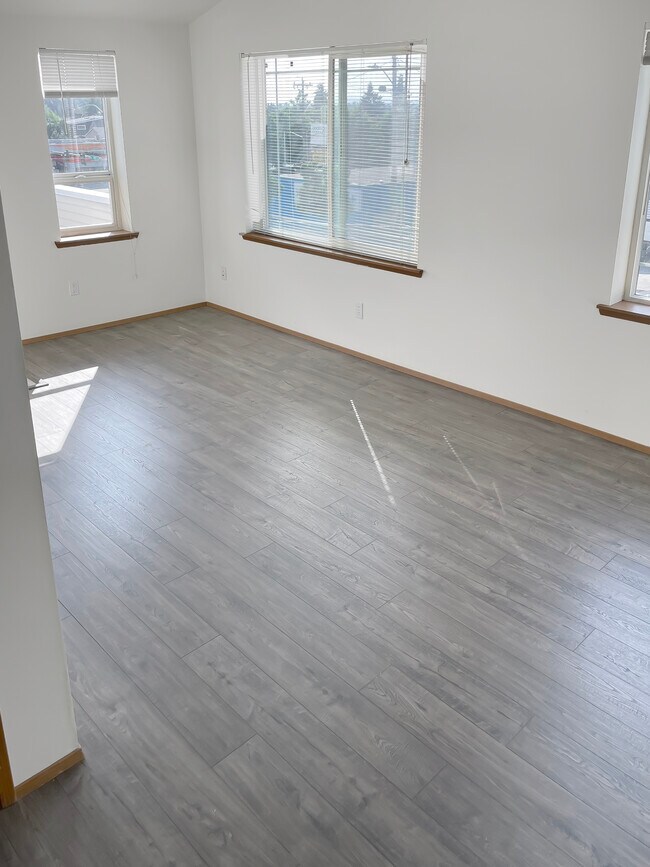 Área de estar - 936 N 85th St