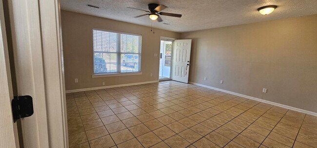 Foto del edificio - 811 17th Ave