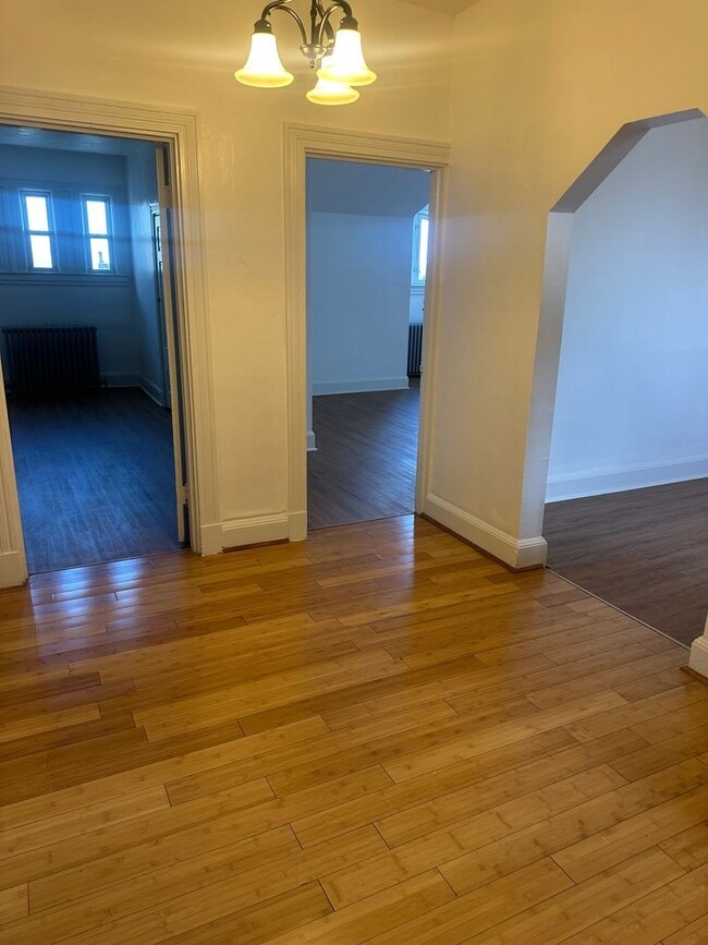 Photo - 140 S Fairmount St Apartment