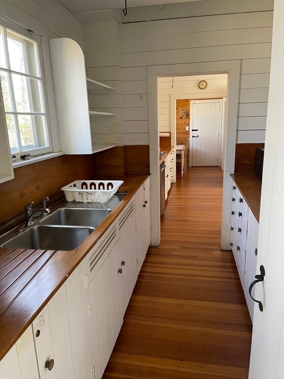 Foto del edificio - 45 Old Cove Rd