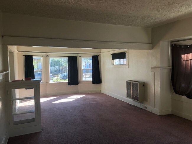 Foto del edificio - 3927 Brighton Ave