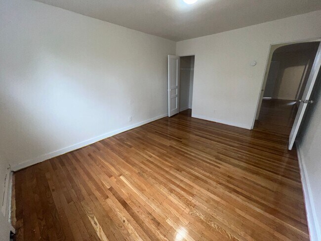 Foto del edificio - 6840 Marshall Rd