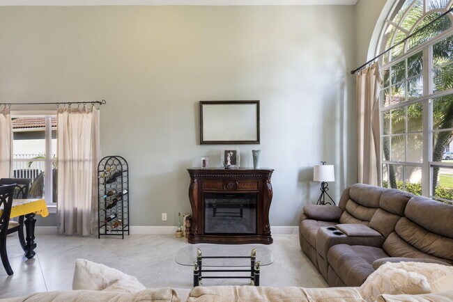 Building Photo - 7782 Hoffy Cir