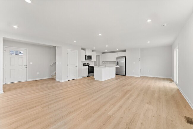 Foto del edificio - 6461 Election Ave