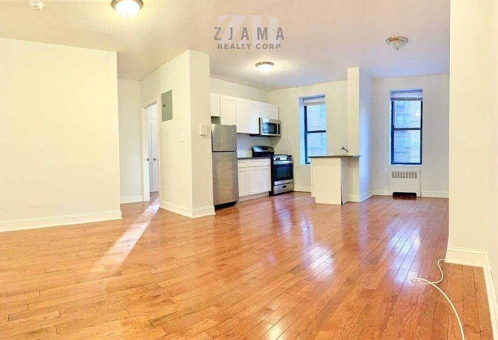 Primary Photo - 500 Ocean Ave