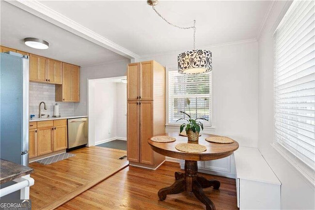 Foto del edificio - 860 Wayland Ct