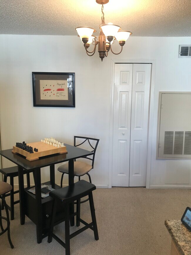 Dining area and pantry - 1117 Huntmaster Ter NE