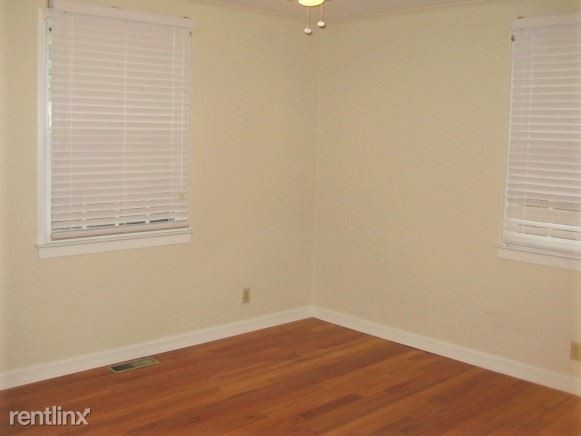 Building Photo - 3 br, 1 bath House - 4729 Marlboro Rd