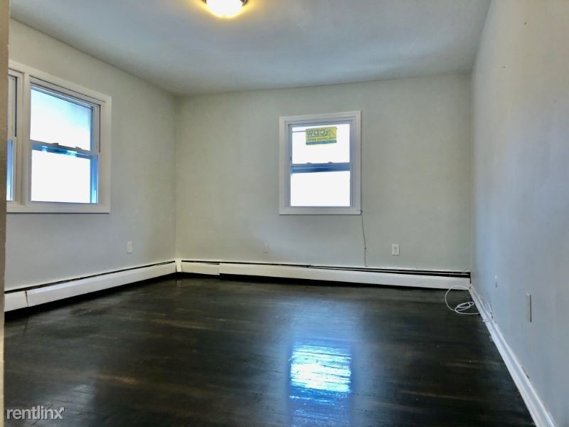 Building Photo - 1079 E Jersey St