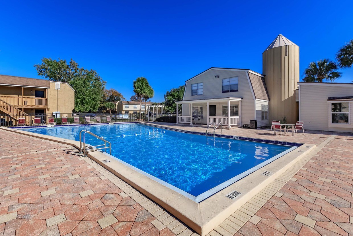 Topaz Plaza Apartments Jacksonville, FL